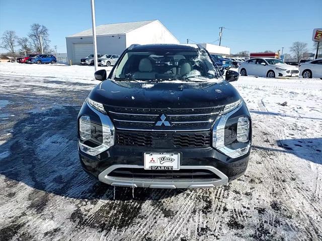 new 2024 Mitsubishi Outlander car, priced at $36,570