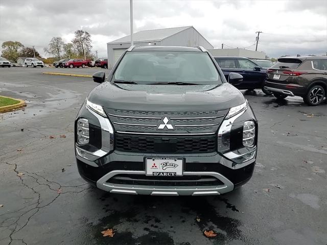 new 2024 Mitsubishi Outlander car, priced at $36,570