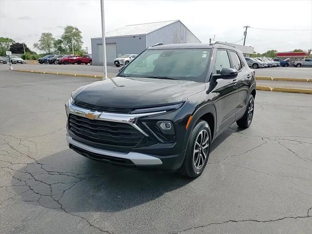 used 2025 Chevrolet TrailBlazer car, priced at $27,757