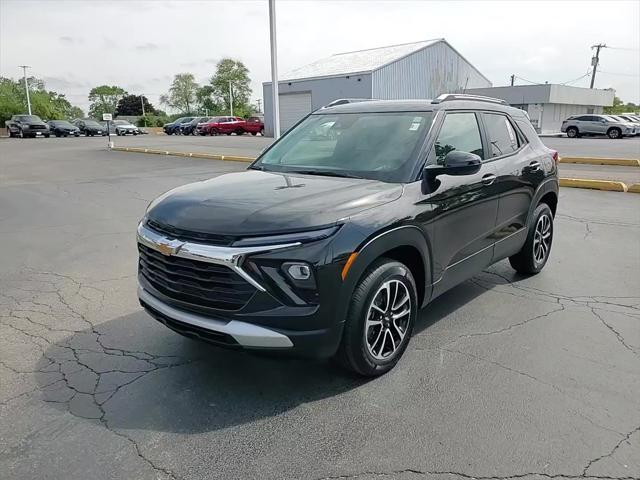 used 2025 Chevrolet TrailBlazer car, priced at $27,757