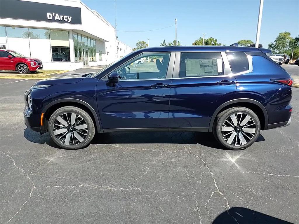 new 2025 Mitsubishi Outlander car