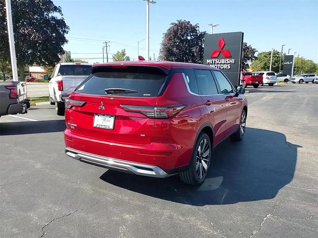 new 2025 Mitsubishi Outlander car