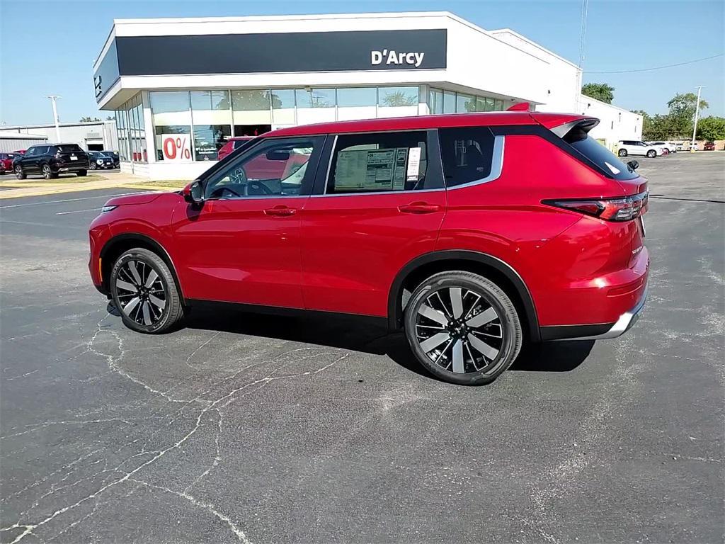 new 2025 Mitsubishi Outlander car
