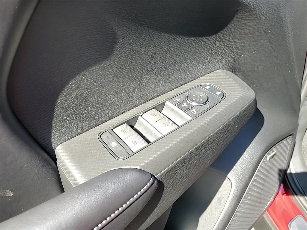 new 2025 Mitsubishi Outlander car