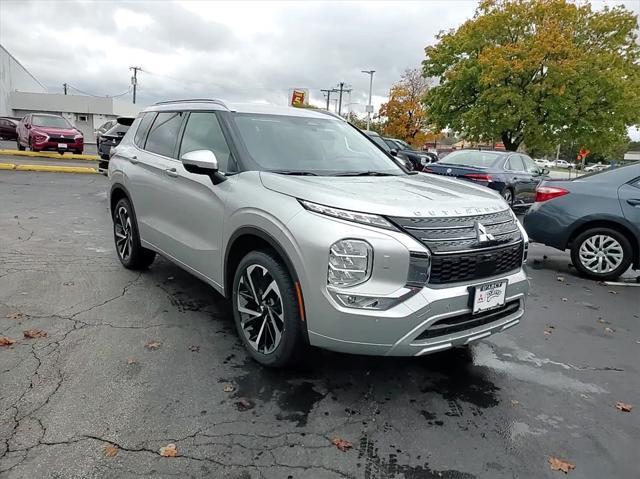 new 2024 Mitsubishi Outlander car, priced at $34,405