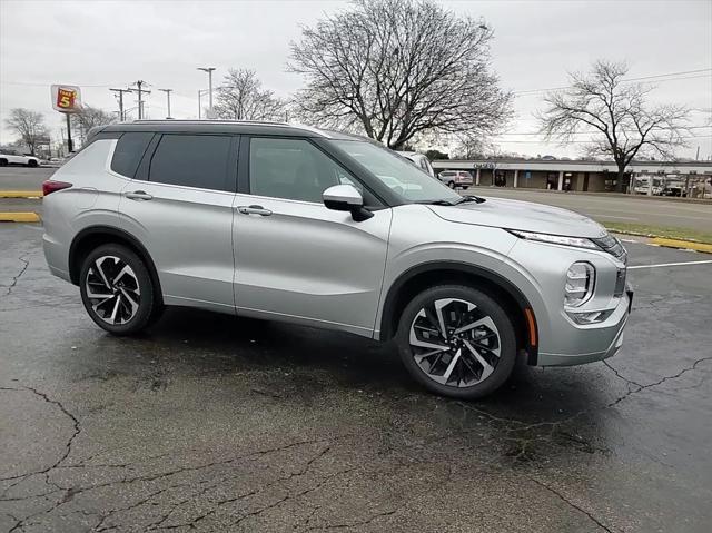 new 2024 Mitsubishi Outlander car, priced at $35,920