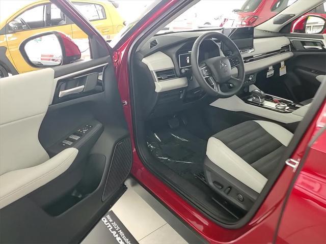 new 2025 Mitsubishi Outlander car, priced at $38,505