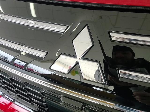 new 2025 Mitsubishi Outlander car, priced at $40,505