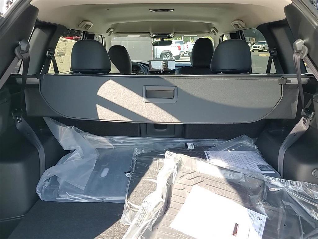 new 2025 Mitsubishi Outlander car