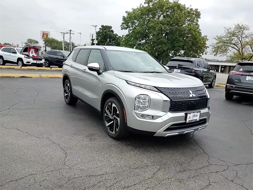 new 2025 Mitsubishi Outlander PHEV car