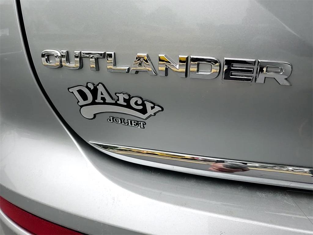 new 2025 Mitsubishi Outlander PHEV car