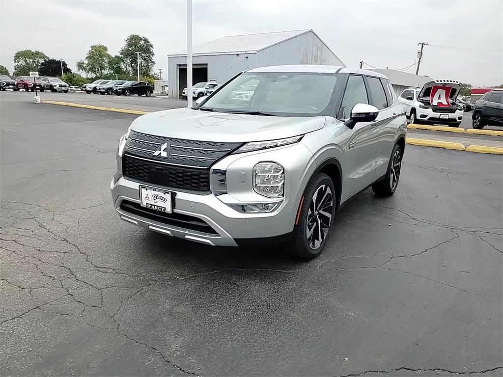 new 2025 Mitsubishi Outlander PHEV car