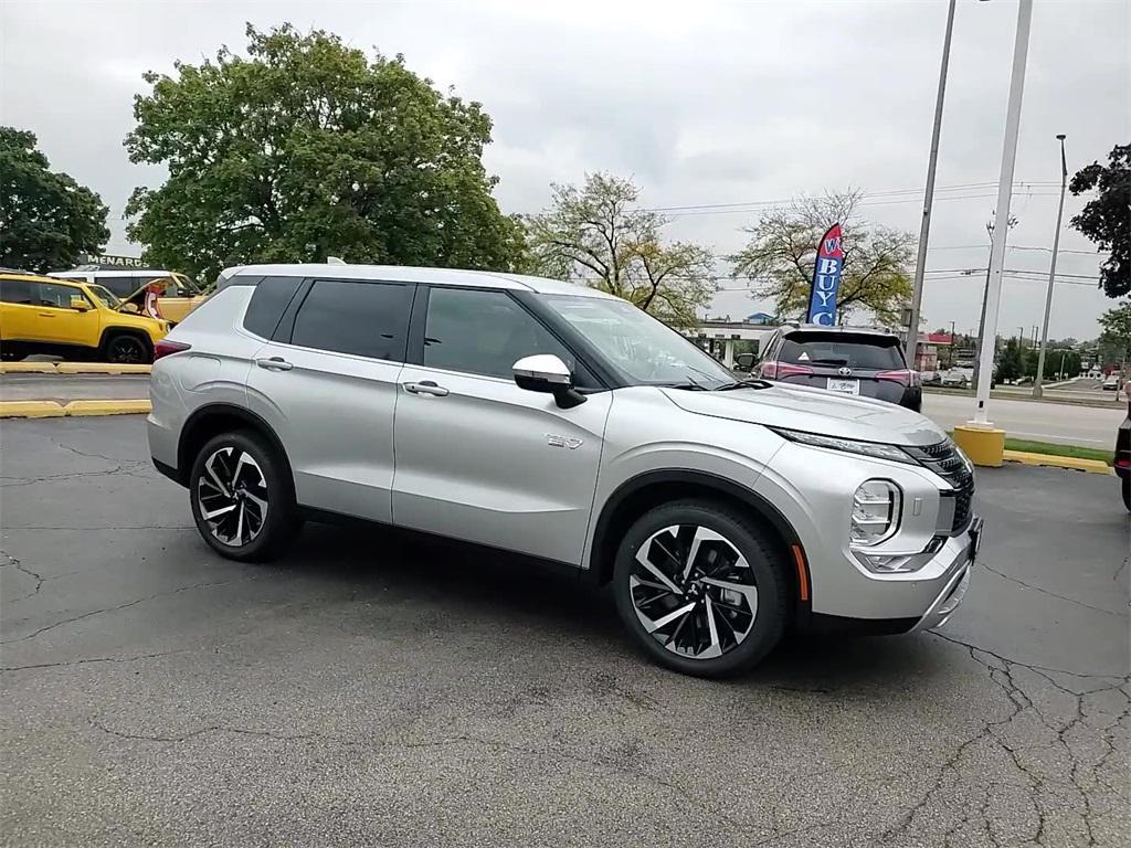 new 2025 Mitsubishi Outlander PHEV car