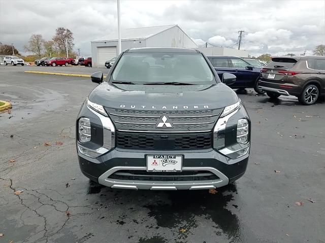 new 2024 Mitsubishi Outlander car, priced at $33,415