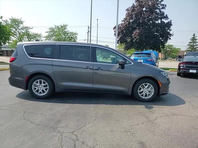 used 2023 Chrysler Pacifica car, priced at $24,995