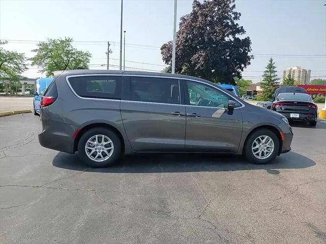 used 2023 Chrysler Pacifica car, priced at $24,995