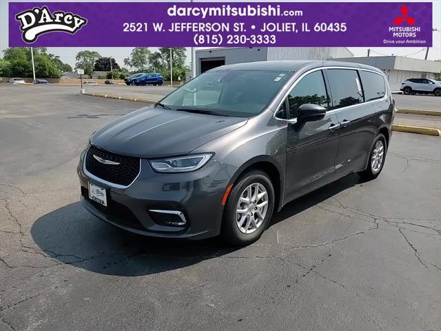 used 2023 Chrysler Pacifica car, priced at $24,238