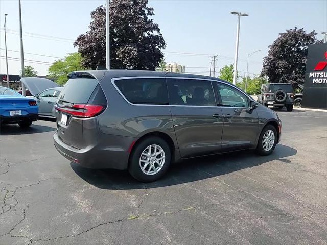 used 2023 Chrysler Pacifica car, priced at $24,995