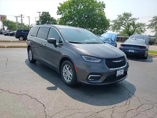 used 2023 Chrysler Pacifica car, priced at $24,995