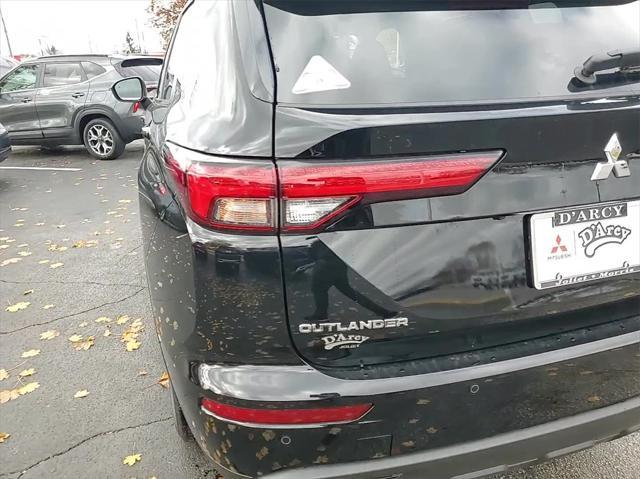 new 2024 Mitsubishi Outlander car, priced at $30,840