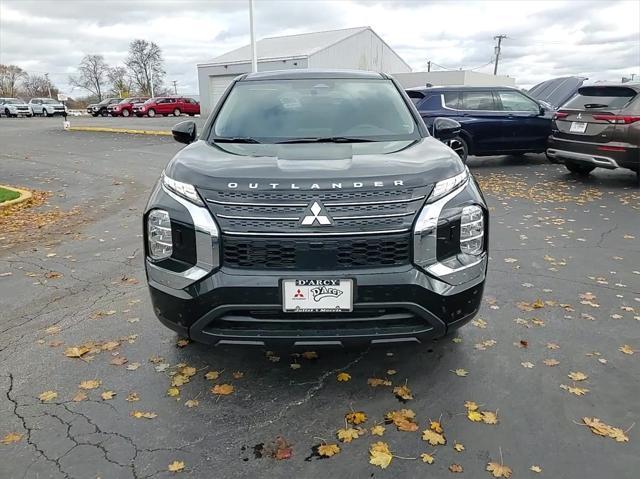 new 2024 Mitsubishi Outlander car, priced at $30,840