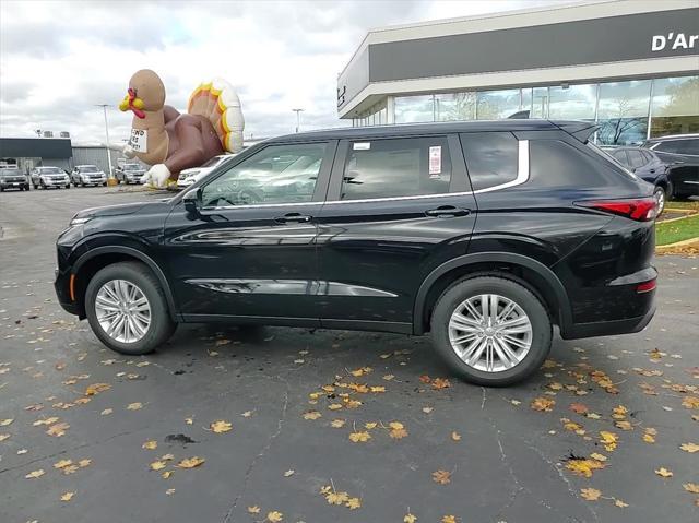 new 2024 Mitsubishi Outlander car, priced at $30,840