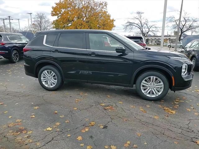 new 2024 Mitsubishi Outlander car, priced at $30,840