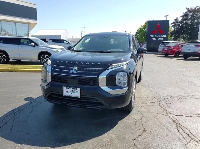 new 2024 Mitsubishi Outlander car, priced at $30,840