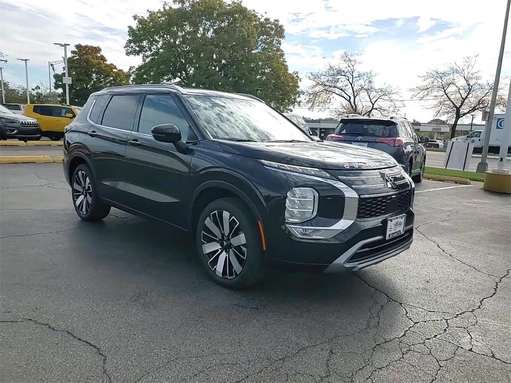 new 2025 Mitsubishi Outlander car, priced at $42,580