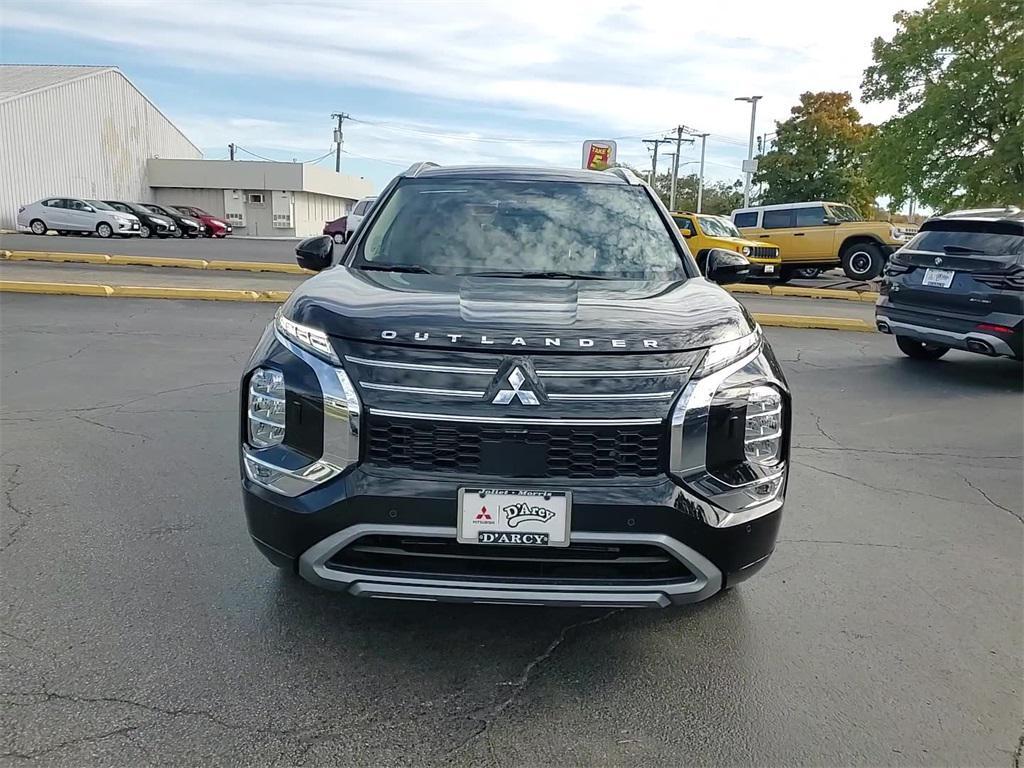 new 2025 Mitsubishi Outlander car, priced at $42,580