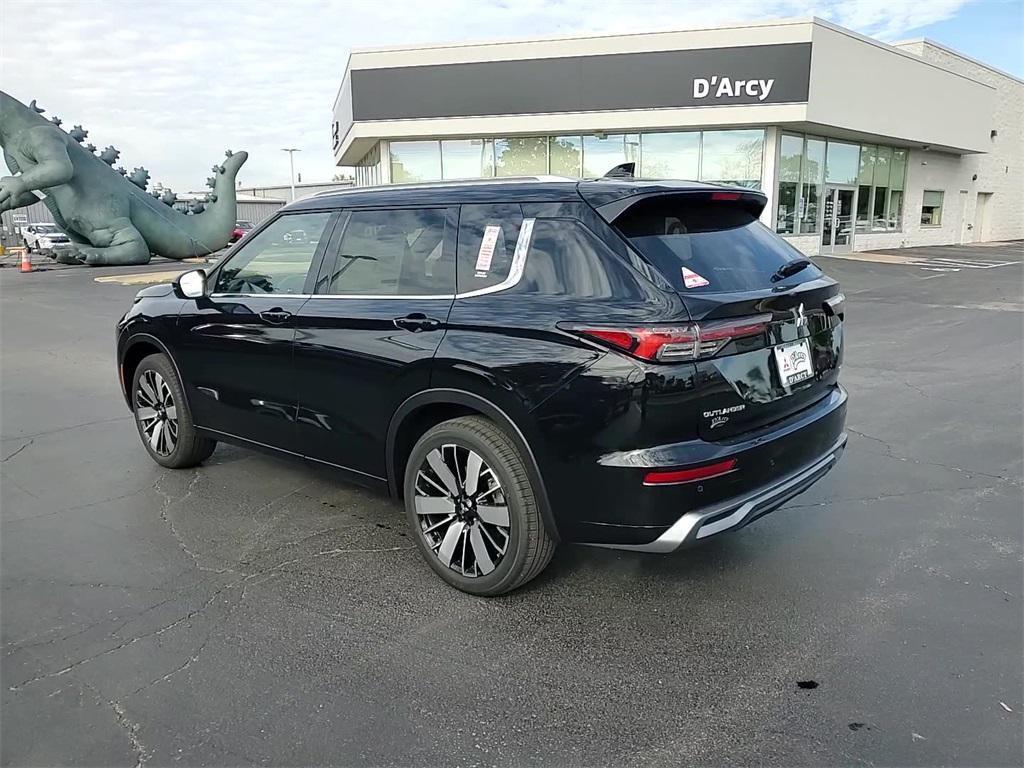 new 2025 Mitsubishi Outlander car, priced at $42,580