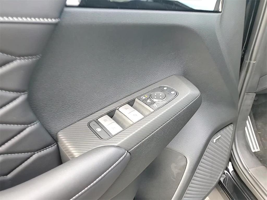 new 2025 Mitsubishi Outlander car, priced at $42,580