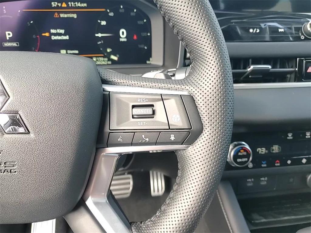 new 2025 Mitsubishi Outlander car, priced at $42,580