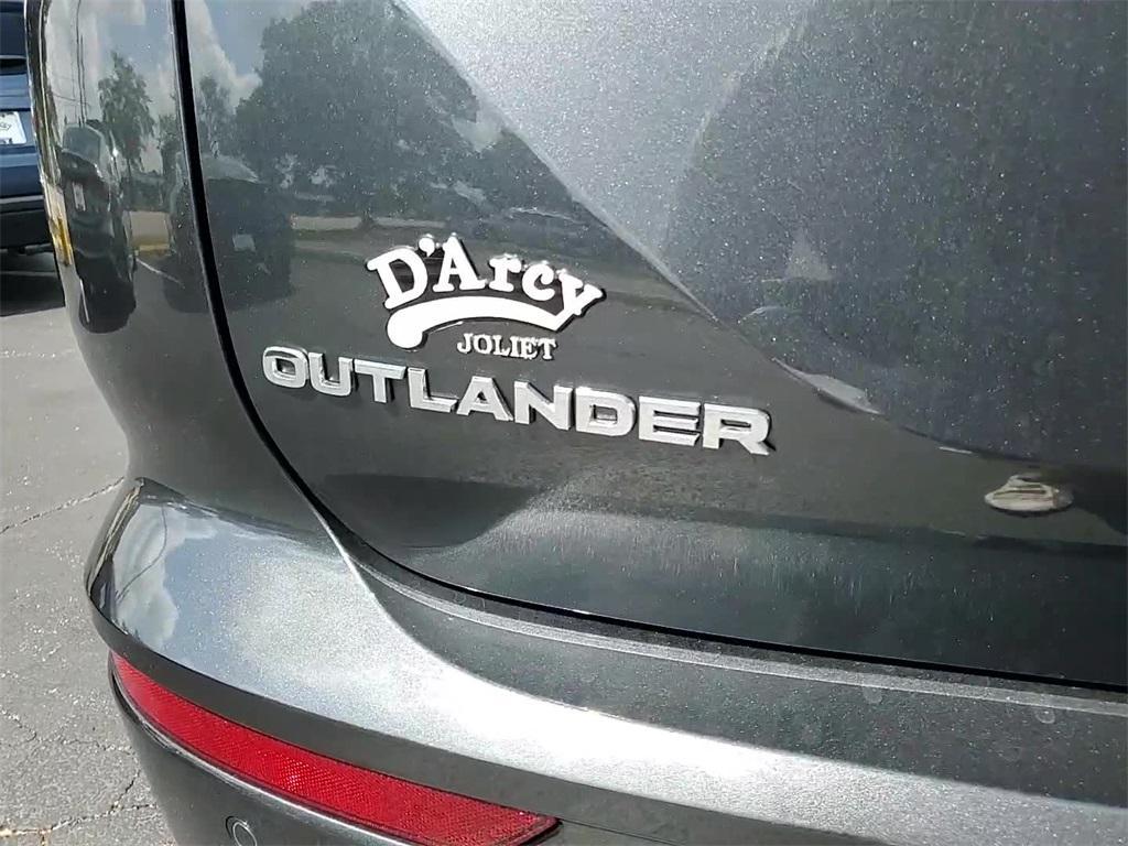 new 2025 Mitsubishi Outlander car, priced at $40,780