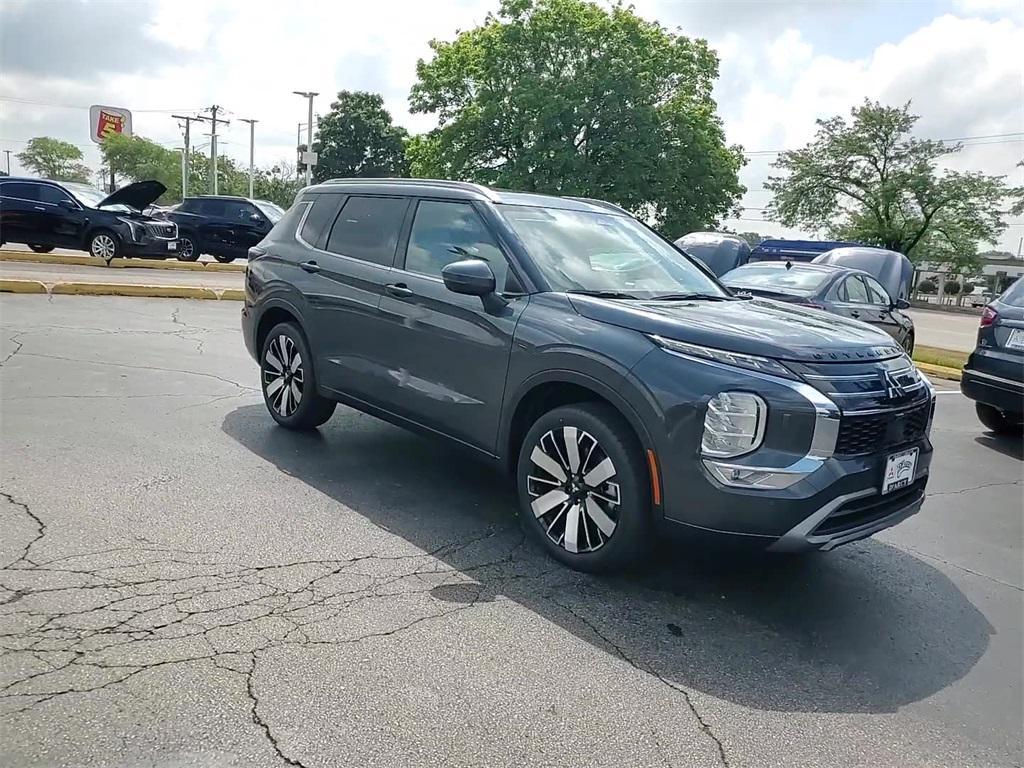 new 2025 Mitsubishi Outlander car, priced at $40,780
