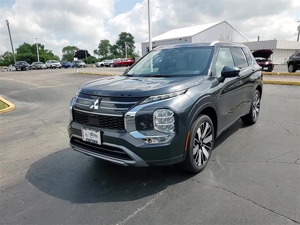 new 2025 Mitsubishi Outlander car, priced at $40,780