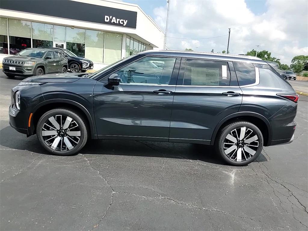 new 2025 Mitsubishi Outlander car, priced at $40,780