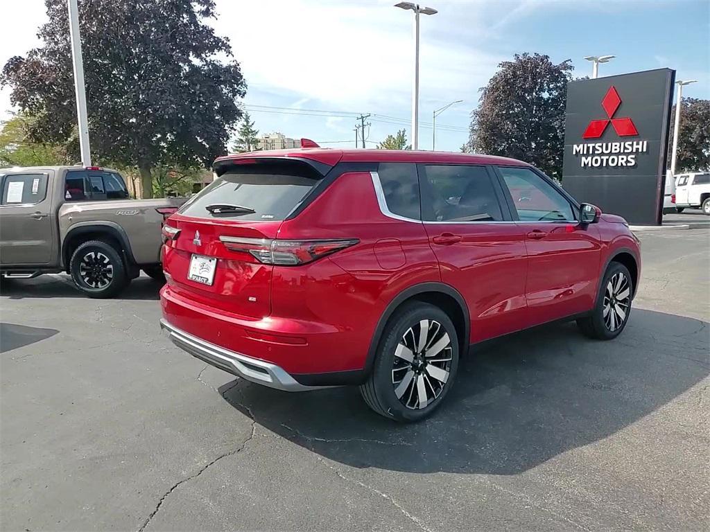 new 2025 Mitsubishi Outlander car