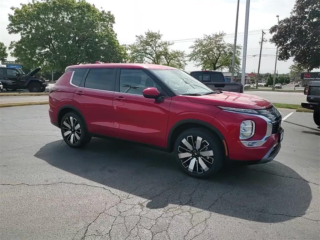 new 2025 Mitsubishi Outlander car