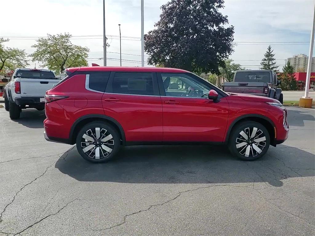 new 2025 Mitsubishi Outlander car
