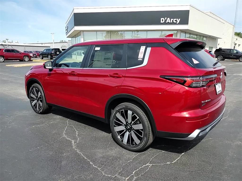 new 2025 Mitsubishi Outlander car