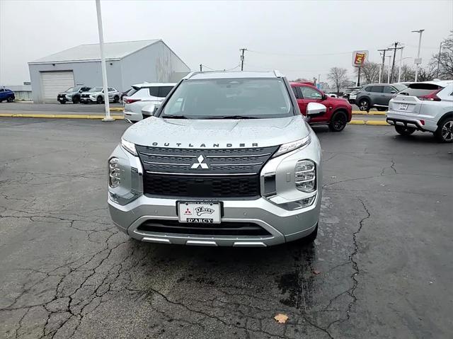 new 2024 Mitsubishi Outlander car, priced at $35,980