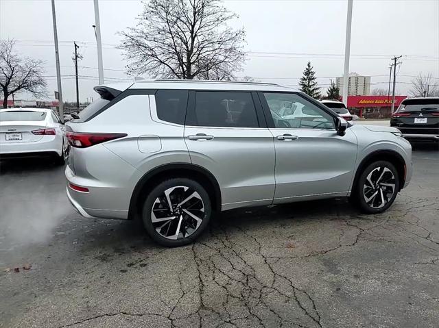 new 2024 Mitsubishi Outlander car, priced at $35,980