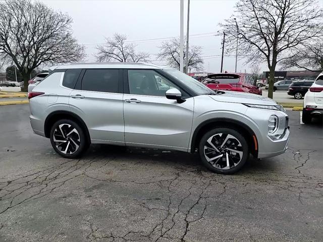 new 2024 Mitsubishi Outlander car, priced at $35,980