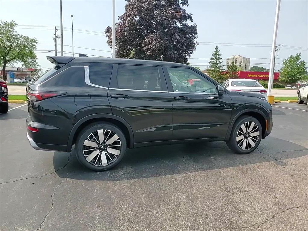 new 2025 Mitsubishi Outlander car, priced at $36,685
