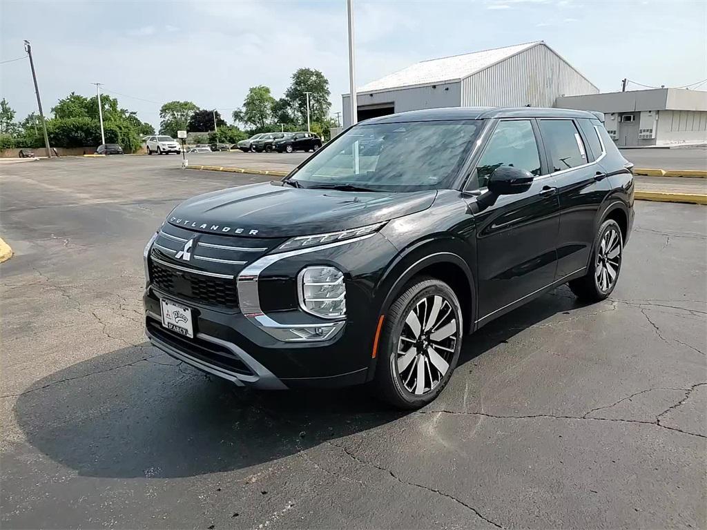 new 2025 Mitsubishi Outlander car, priced at $36,685