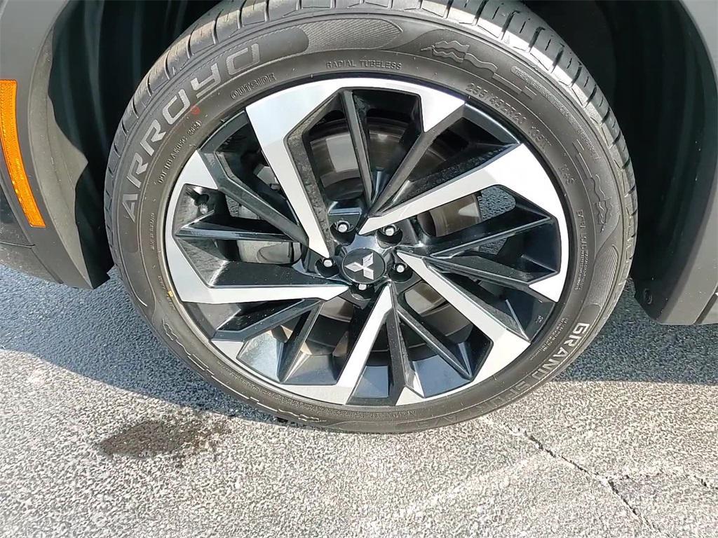 used 2022 Mitsubishi Outlander car, priced at $25,123