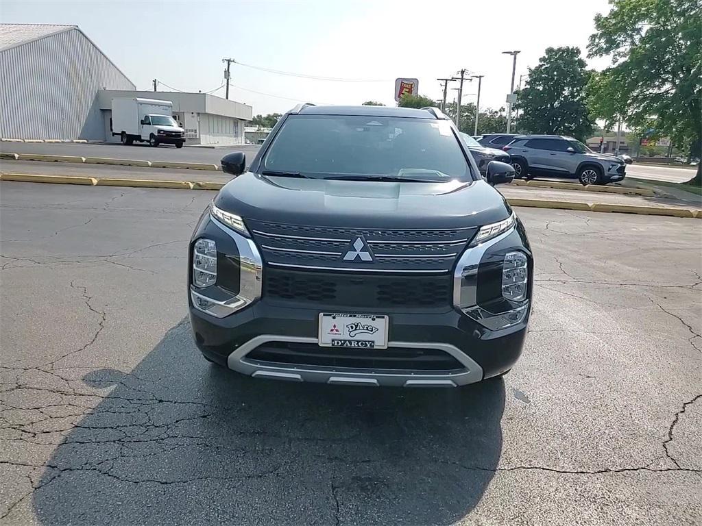 used 2022 Mitsubishi Outlander car, priced at $25,123