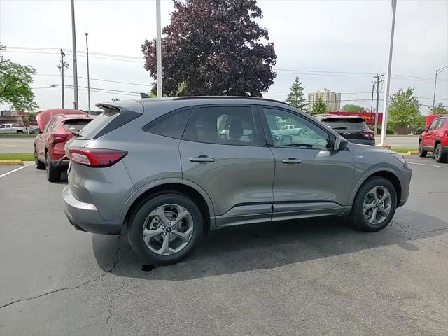 used 2023 Ford Escape car, priced at $24,984
