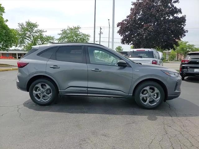 used 2023 Ford Escape car, priced at $24,984